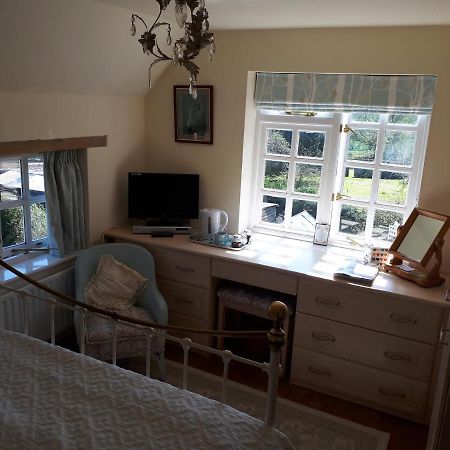 Burwash Court Barn Cottage B&B מראה חיצוני תמונה