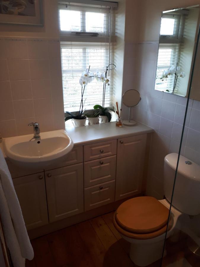 Burwash Court Barn Cottage B&B מראה חיצוני תמונה